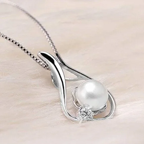 Pearls Pendant Necklace,Gifts for women wife